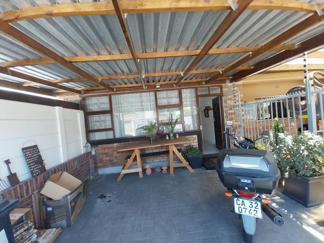 3 Bedroom Property for Sale in Tijgerhof Western Cape